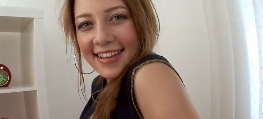 Horny Russian chick ALice Campbell wants that cock