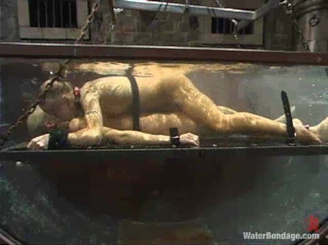 Cassie Kylie Wilde enjoy being tortured drowned mistress