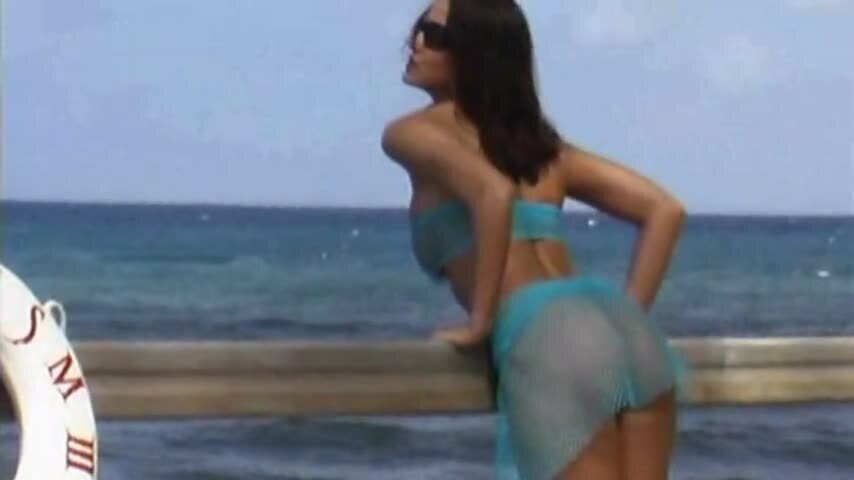 Cooper seducing beach