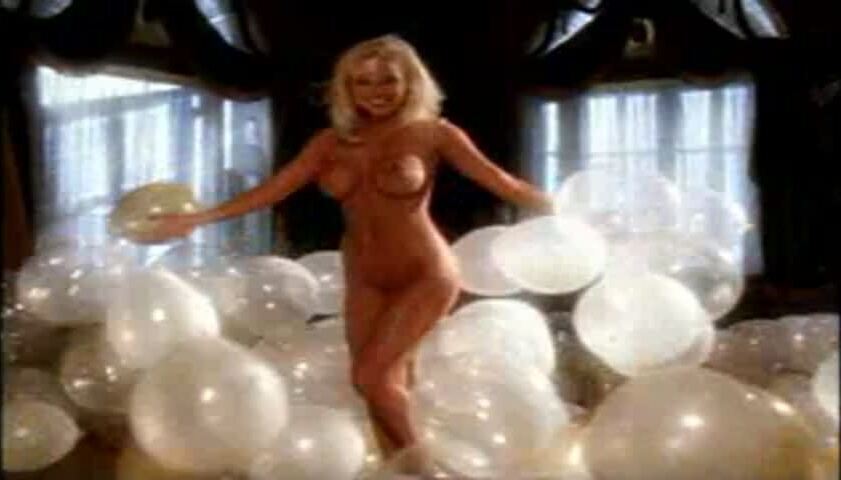 Jaime Bergman the Playmate of the Month January 1999