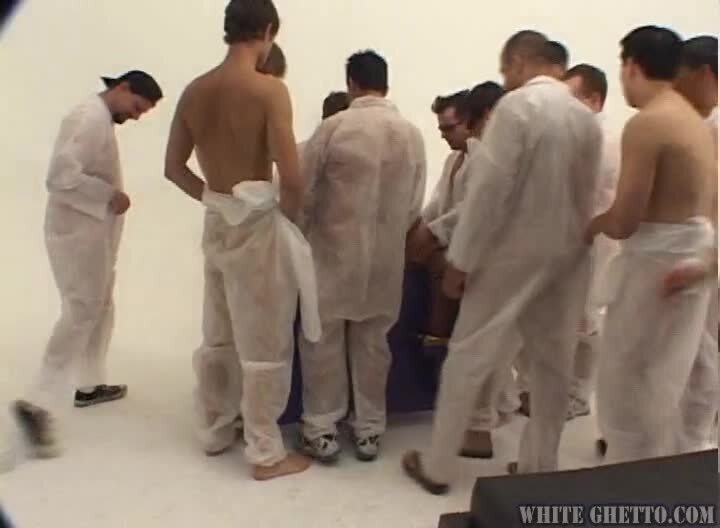 Keymore Cash the sexy Asian girl blows many big cocks