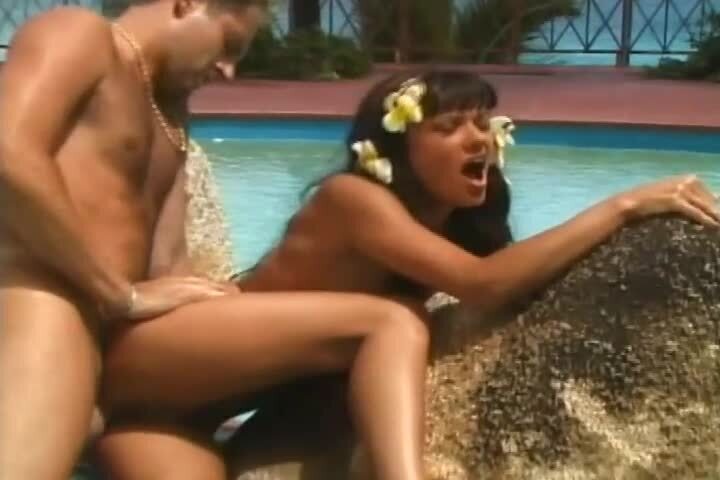 Sexy Hawaii Natasha Storm spreads legs with pleasure