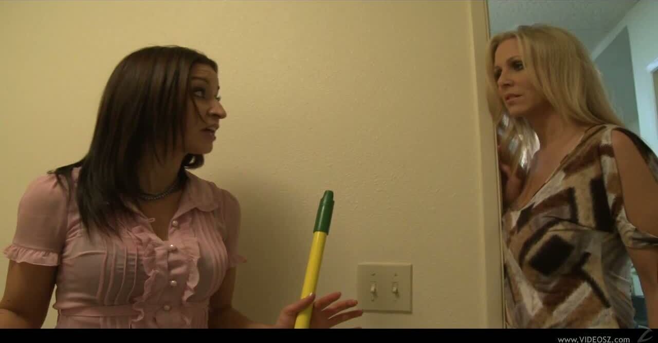 Insanely Hot Lesbian MILFs Savannah James and London Keys Get Naughty