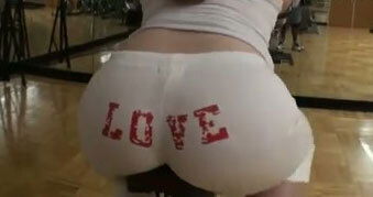 Awesome booty white amateur nerdy girl from behind