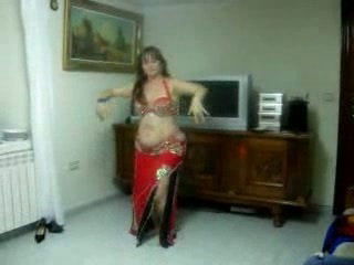 Chubby Arabic cougar lady belly dancing webcam