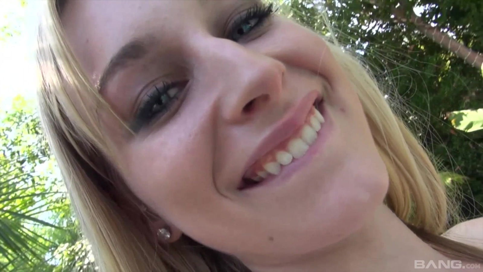 Great sex session in a garden with stunning blonde Staci Jaxxx