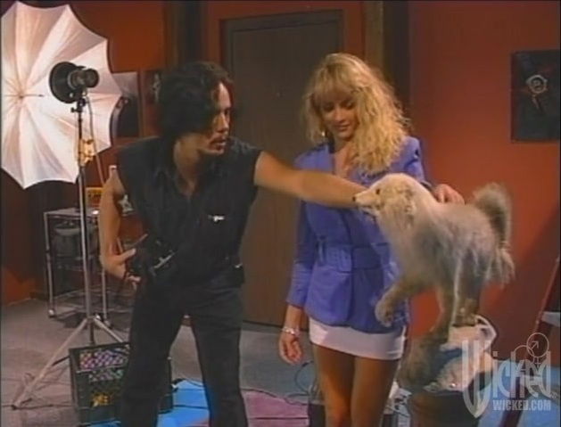 Rough anal sex with the busty blonde babe Shayla La Veaux