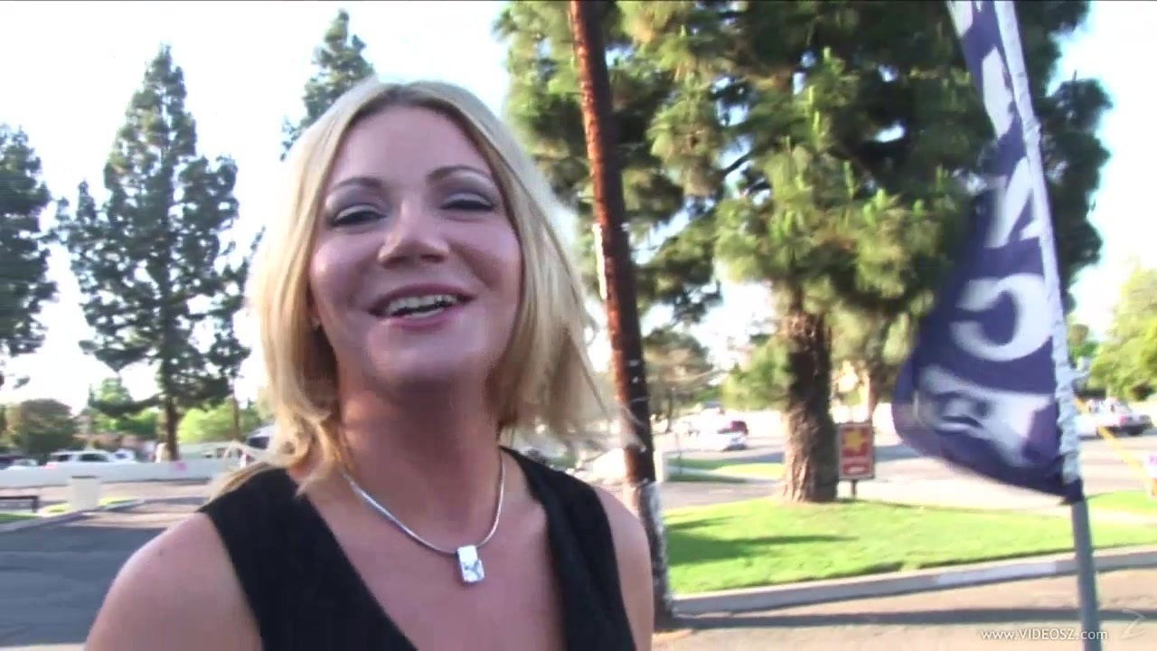 Threesome sex with the slutty Christina Skye