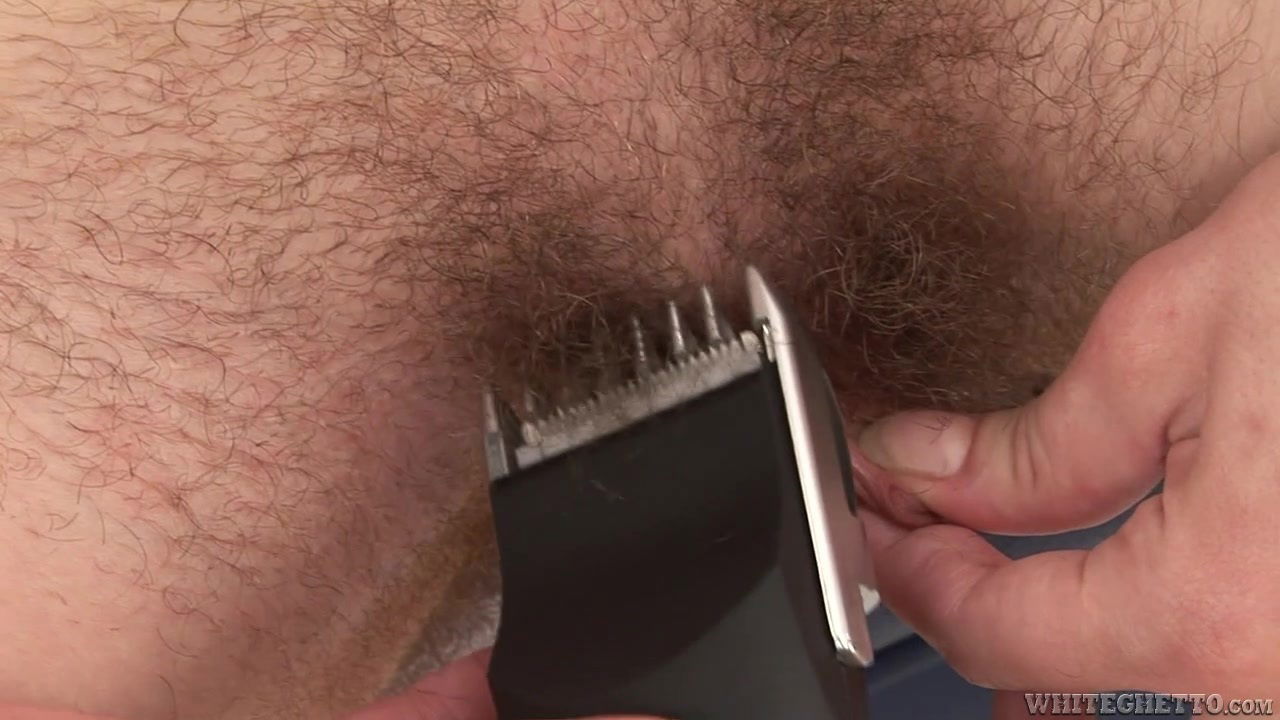 tims shaves pussy camera