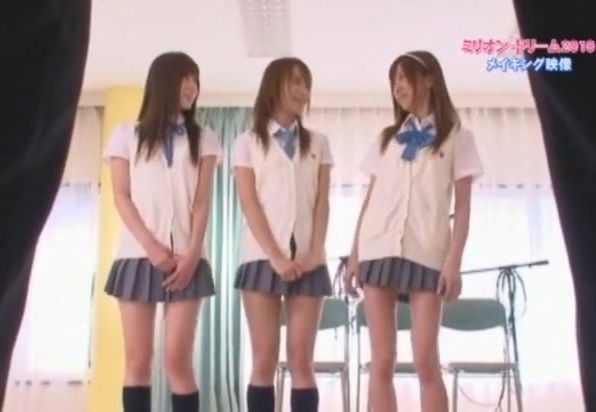 Best Japanese chick Nozomi Ooishi, Shelly Fujii, Yu Asakura in Crazy Live shows JAV video