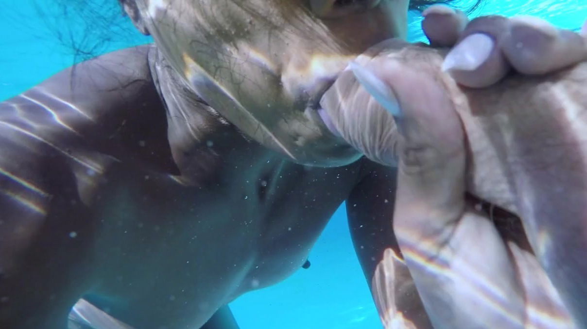 Smashing interracial fuck adventure for Anna Foxx