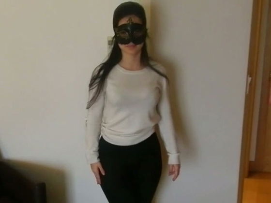 Bootyfull goddess Diana Cu De Melancia loves getting her butt rubbed