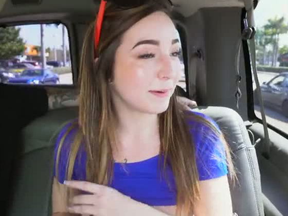 Raven haired slutty Bambi Brooks sucks buddy