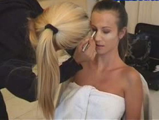 BACKSTAGE WITH SOPHIE JENNIFER