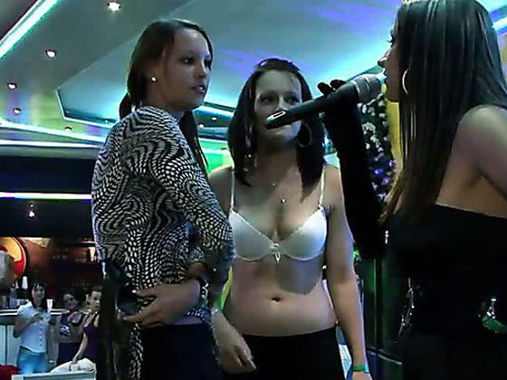 PARTYSOFTCORE FUN FOR AMATEUR LOVERS