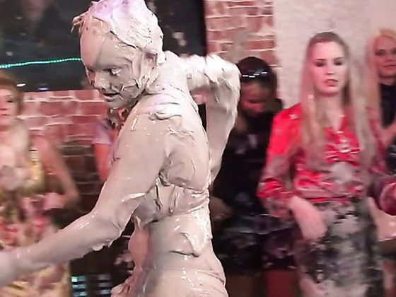 LET'S GET READY TO DOUBLE MUD RUMBLE!