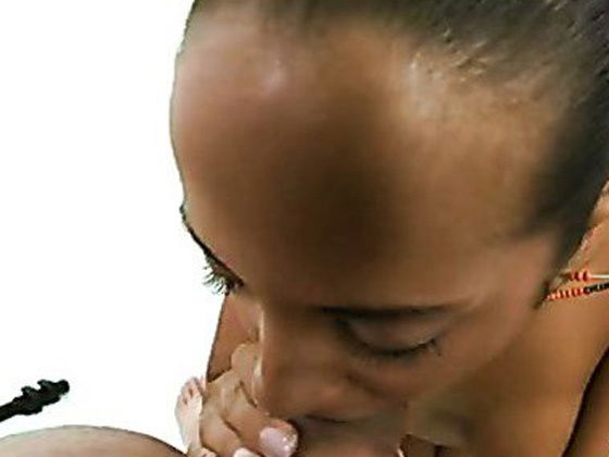 latina Mulani Rivera fills filthy mouth with awesomely thick