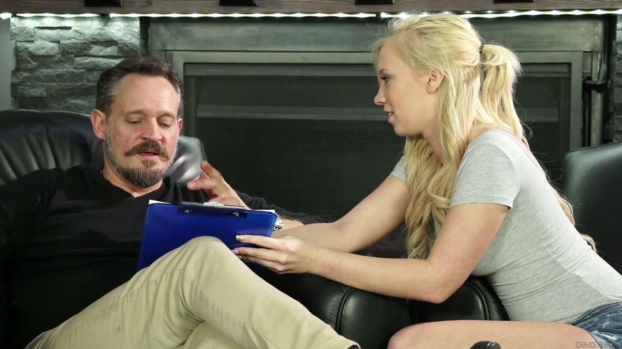 Cute Bailey Brooke loves older life revolves around