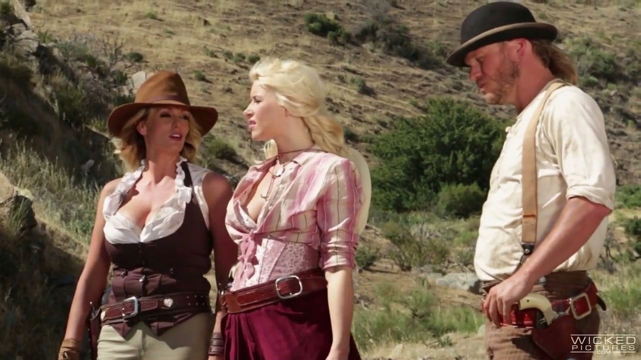 Arousing cosplay video starring only Stormy Daniels