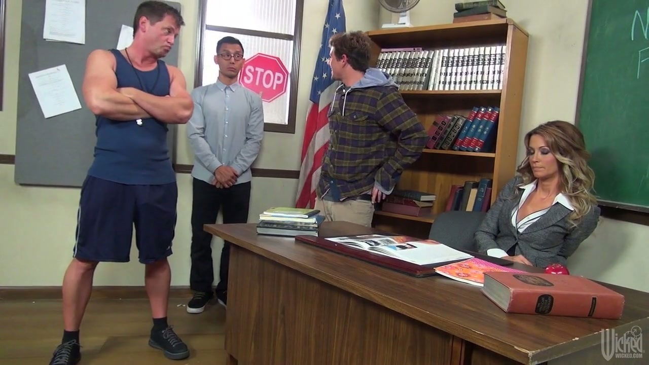 Gorgeous teacher Jessica Drake sucks three hard dicks