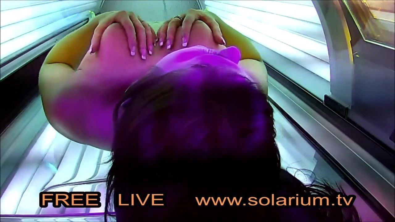 Horny Girl masturbates Public tanning Salon