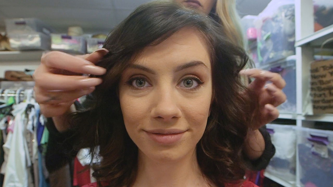 Sexy chick Richelle Ryder hotly poses fucks casting