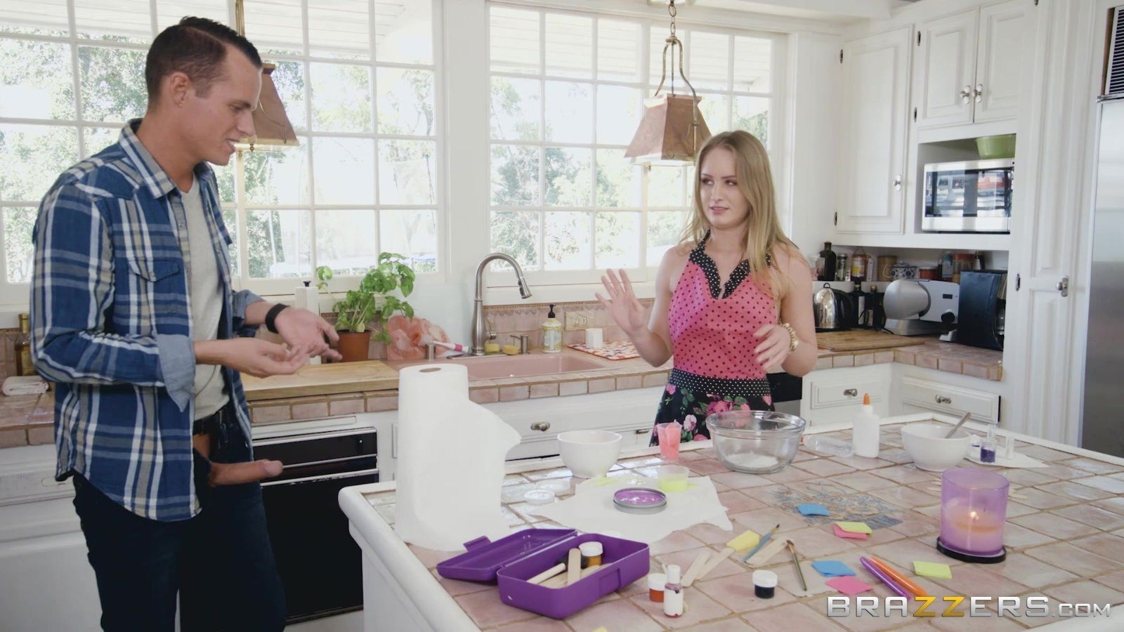 Hunged Like Horse Fuckes Juicy Blonde Kitchen