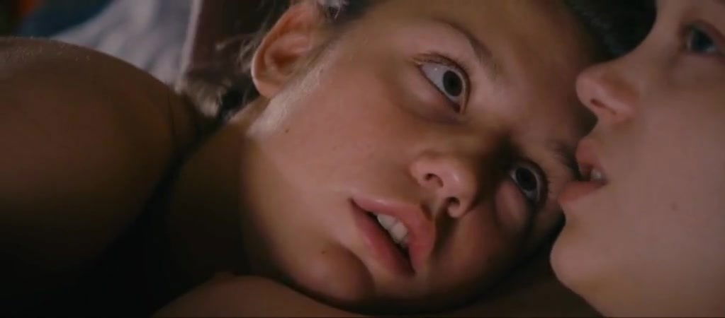 Lea Seydoux,Adele Exarchopoulos - Blue is the Warmest Color