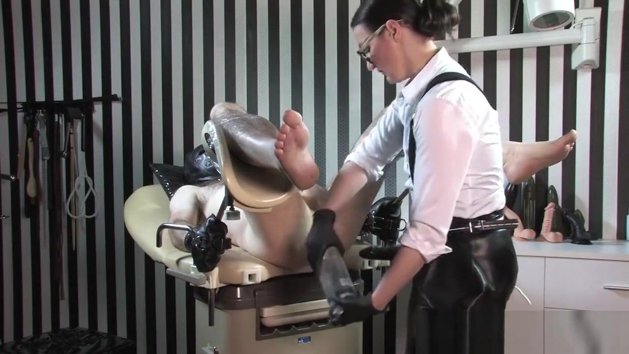 Lady Victoria Valente - Shaved & Fucked