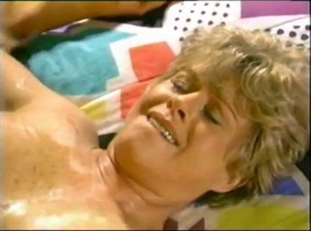 milf pleases pretty nurse