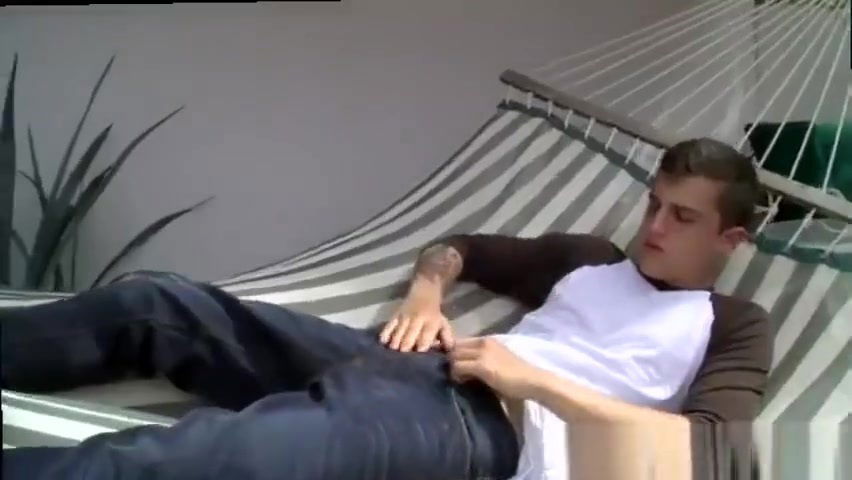 Chris Porter Splashes