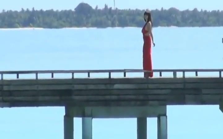 Minami Matsuzaka - Beautiful Japanese MILF