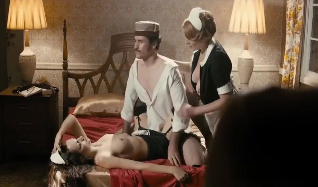 Emily Meade and Deborah Twiss - The Deuce - S01E07