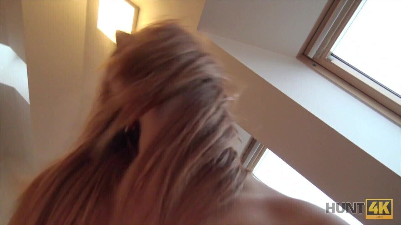 Naughty man fucks good-looking chick Jenifer Red for money