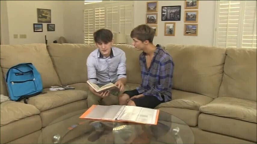 Cute Twinks Bareback Fucking.(2).