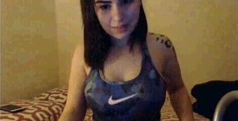 Girl with nice tits show me her bras