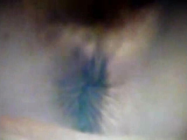 Grandma, plays with anus! Amateur!