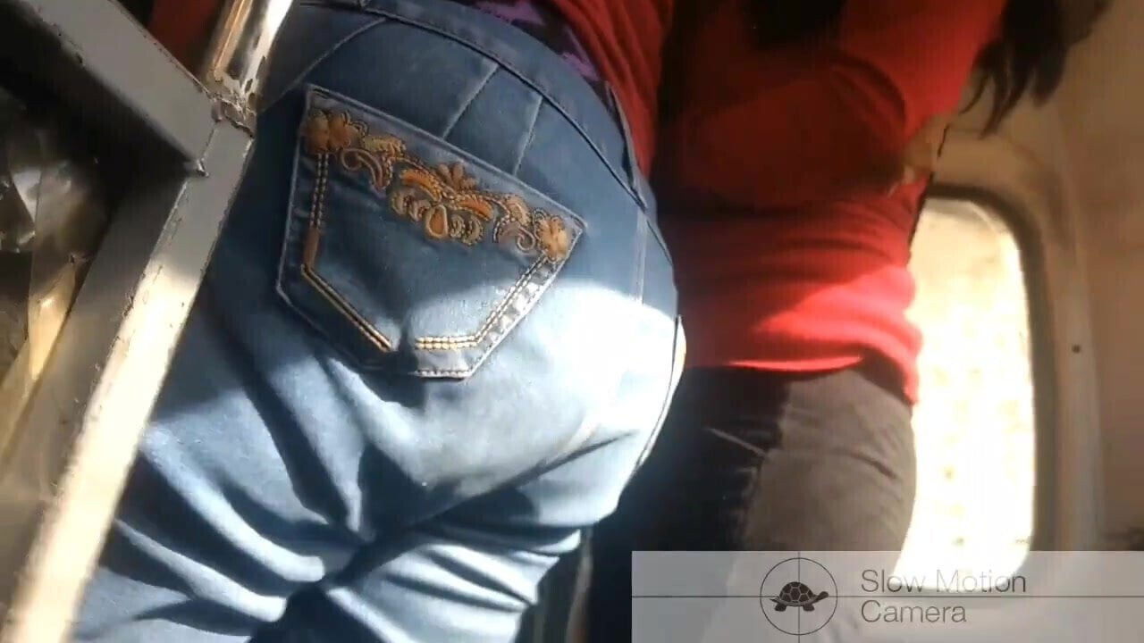 mature neighbor Rosa