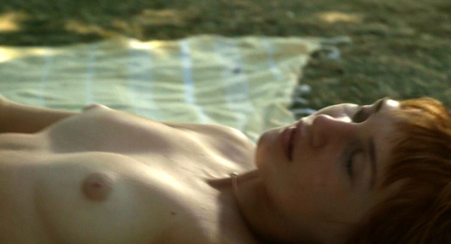 Laetitia Clement nude scenes