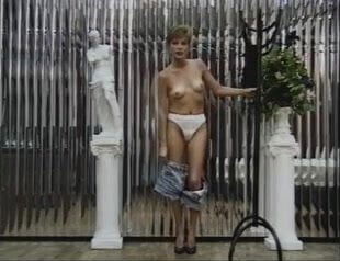 Short Haired Cutie Strips And Gaps Her Pussy 