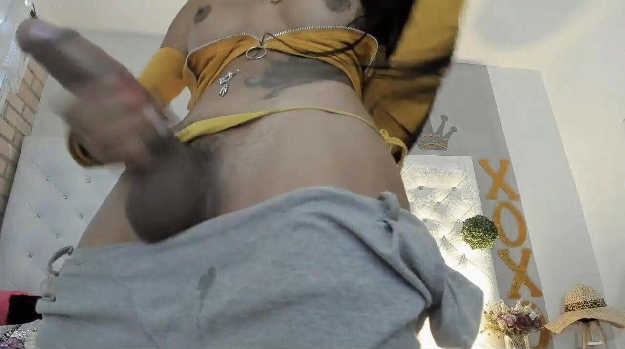 Fantastic Cumshot Skinny Colombian (Slow Final)