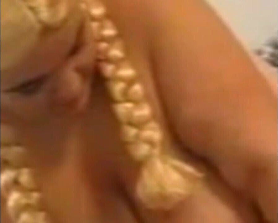 Eartha Quake - Germans