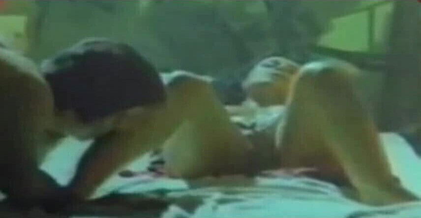 ZERRIN EGELILER SIKIS YATAKLARDA ORUSPUM