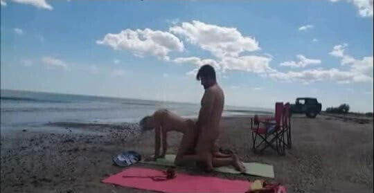 Many people fuck this beautfiul wife beach