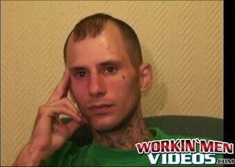 Inked amateur plays with his dick and comes on his stomach