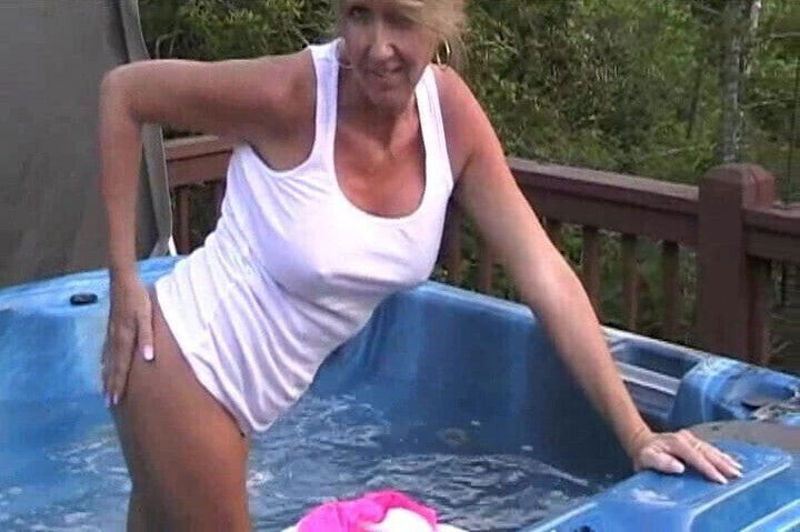 Sexy MILF - Hot Tub Fun With Her Green Toy