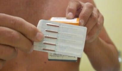 needles in my nipples, tortured nipples, selftorture, 