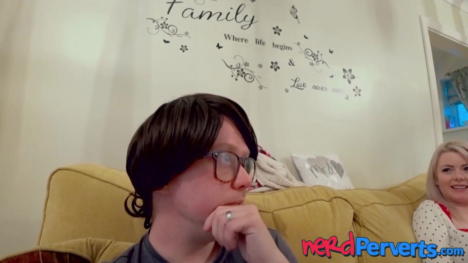 Curvy Cutie Boner interviewed and masturbating in audition