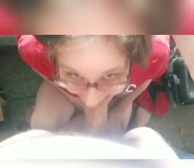 short haired girl sucks doggystyle