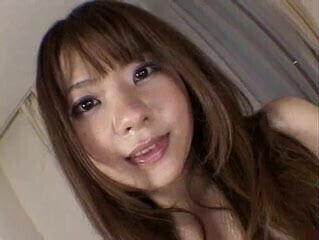 YUKIKO close-up japanese pussy play
